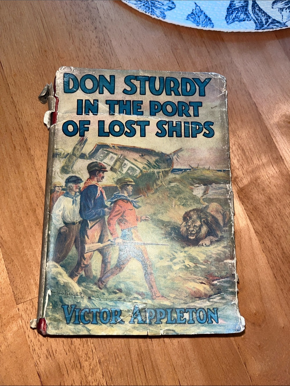 Don Sturdy in the Port of Lost Ships by - Blue/Tan Cover